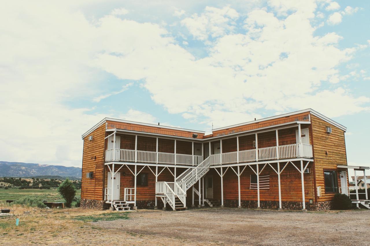 The Riverside Ranch Motel And Rv Park Southern Utah Hatch Buitenkant foto